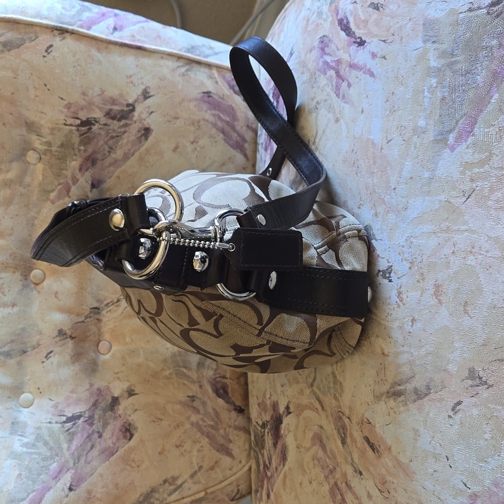 Coach Zoe Bag - Picture 4 of 14